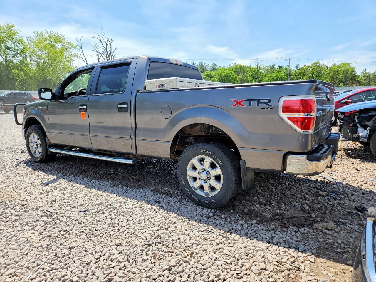 2013 Ford F150 Supercrew - Фото 2