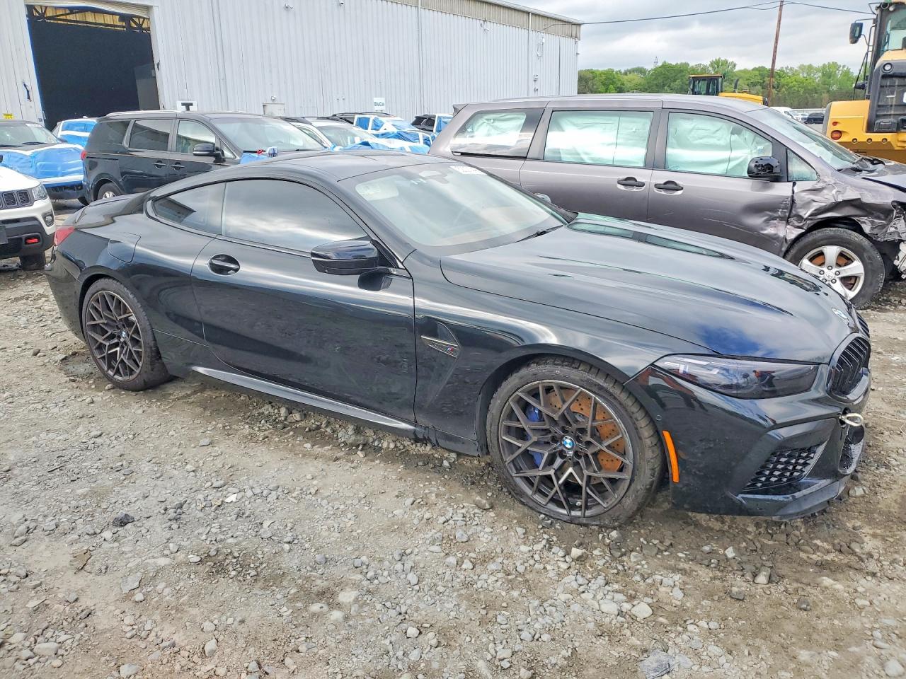 2020 BMW M8 - Фото 4