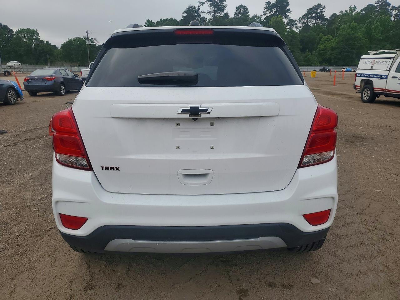 2020 Chevrolet Trax 1Lt - Image 6