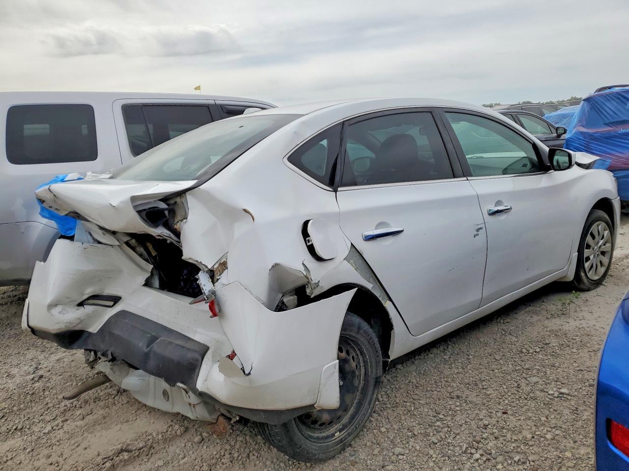 2016 Nissan Sentra Sv - Фото 3