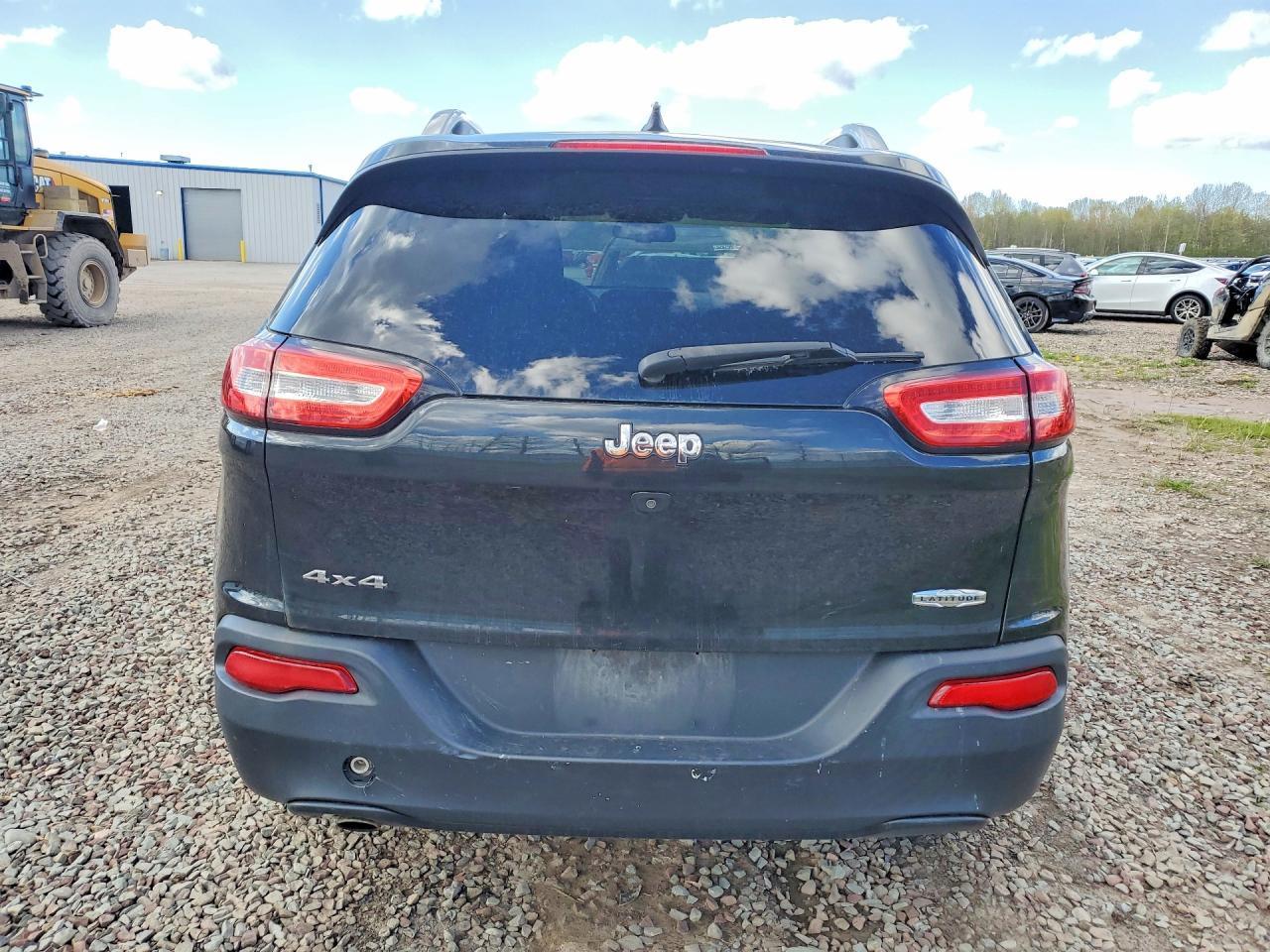 2015 Jeep Cherokee Latitude - Фото 6