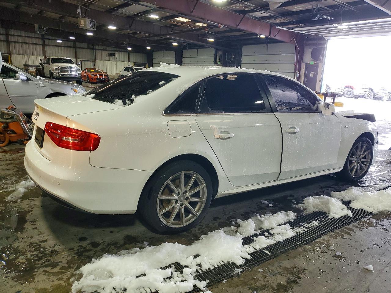 2015 Audi A4 Premium Plus - Фото 3
