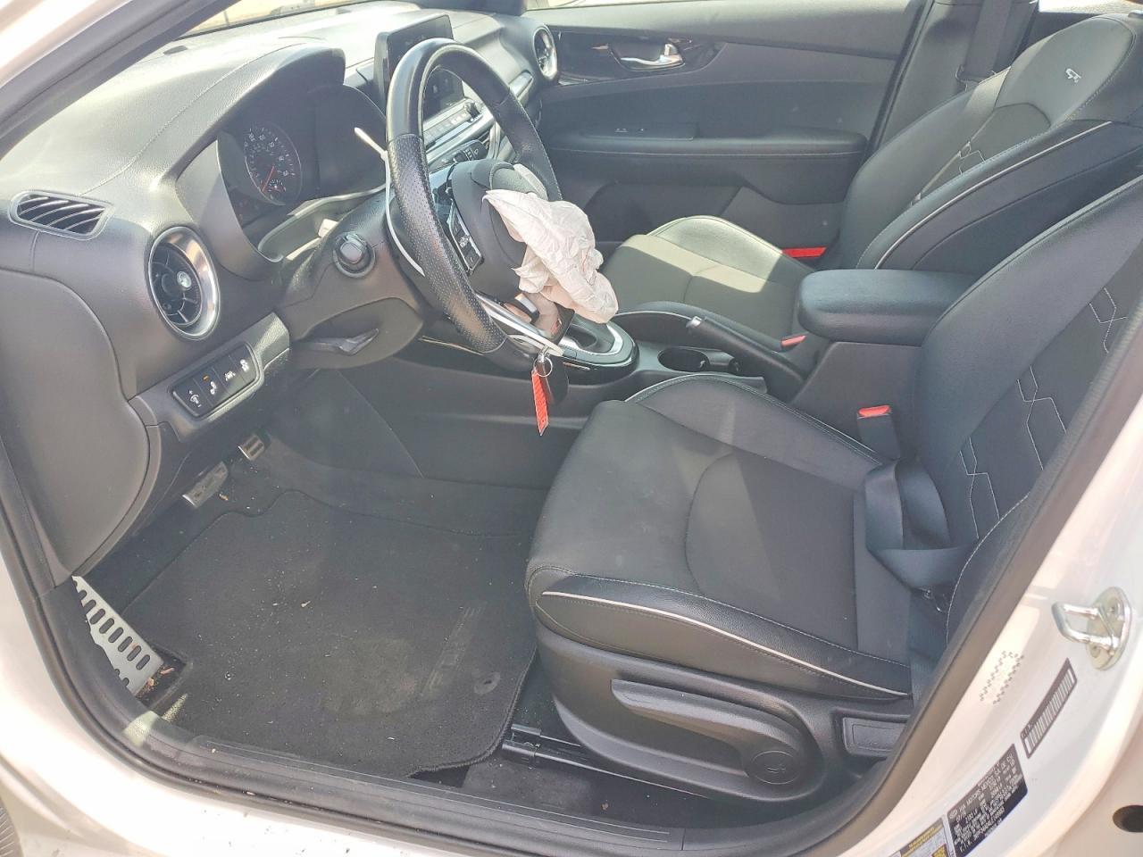2020 Kia Forte Gt Line - Image 7