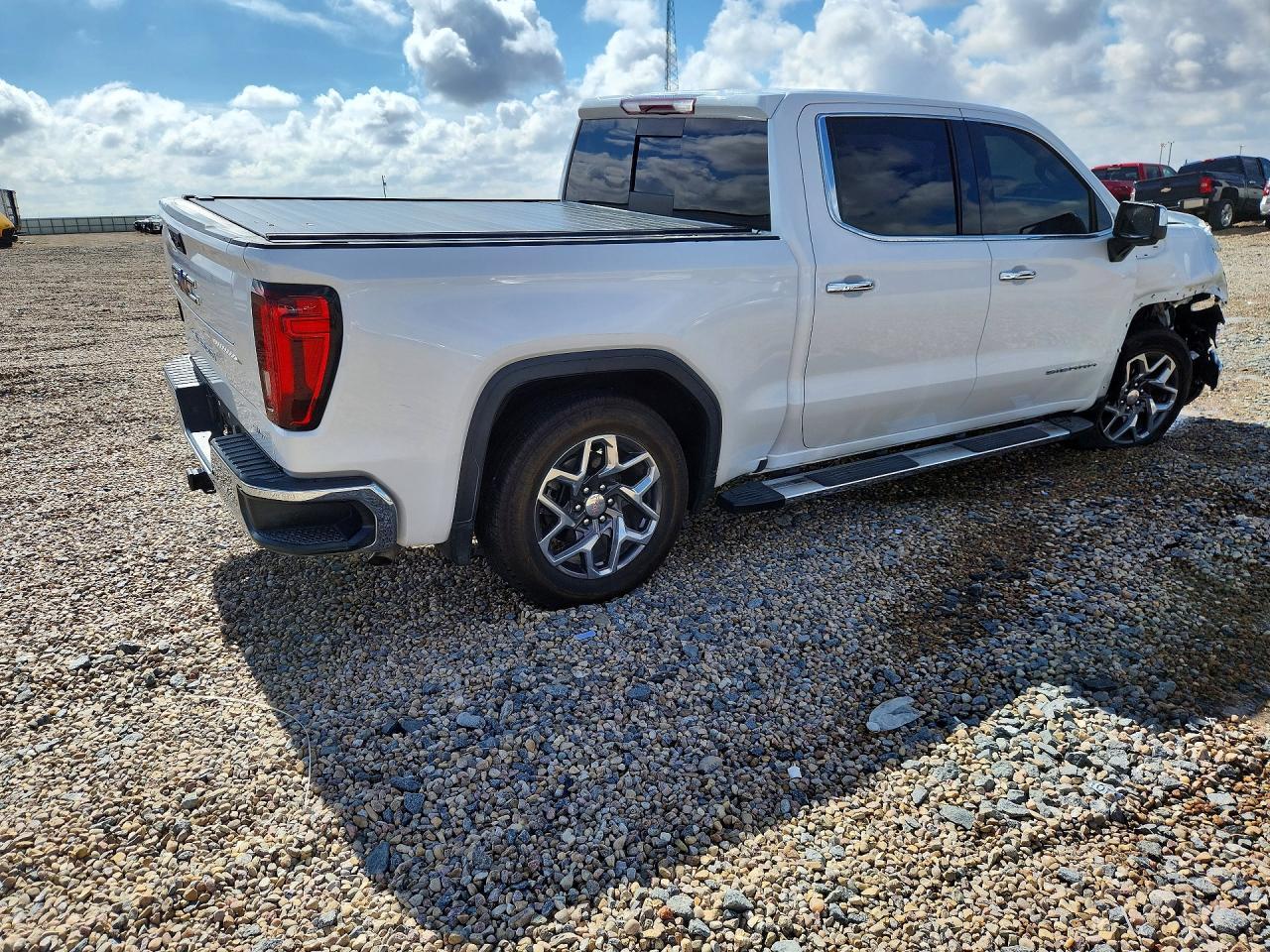 2023 GMC Sierra C1500 Slt - Фото 3