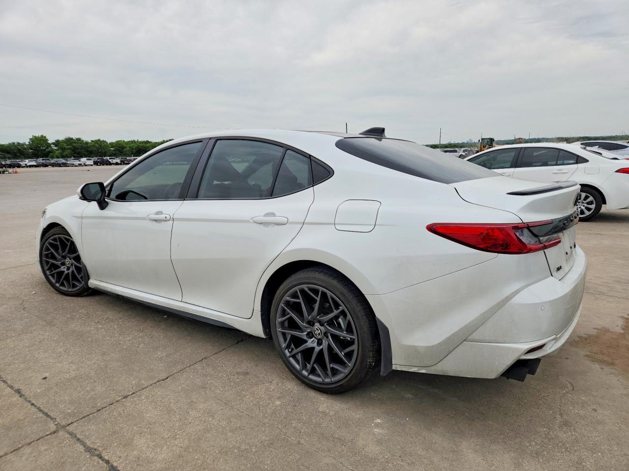 2025 Toyota Camry Xse - Фото 2