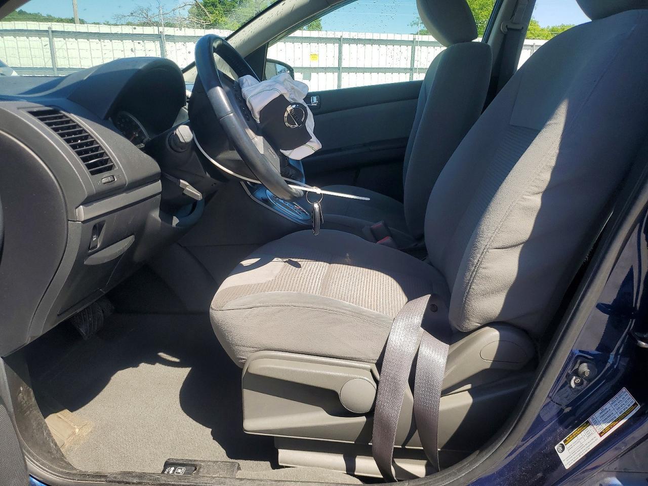 2011 Nissan Sentra 2.0 - Фото 7