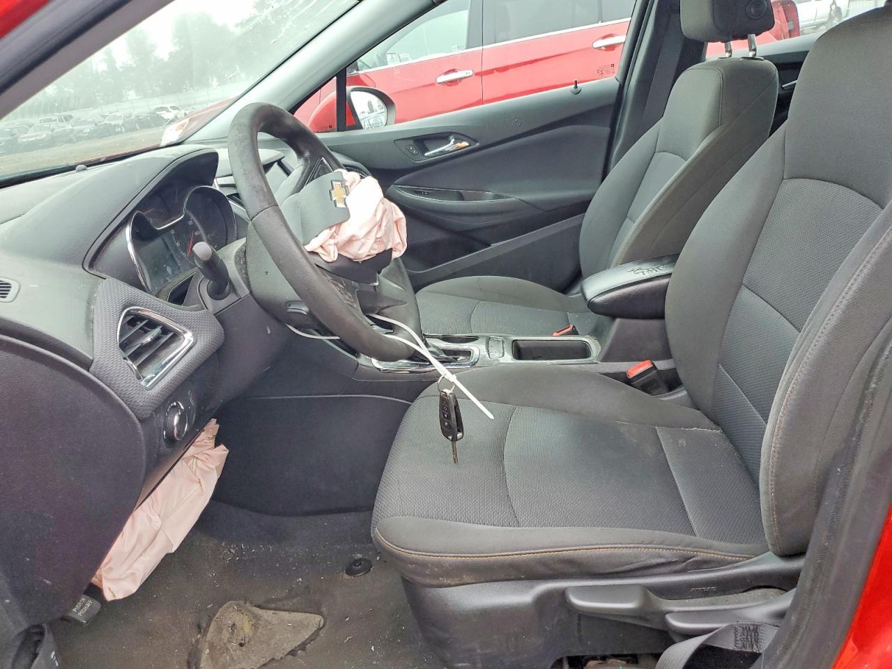 2019 Chevrolet Cruze - Image 7
