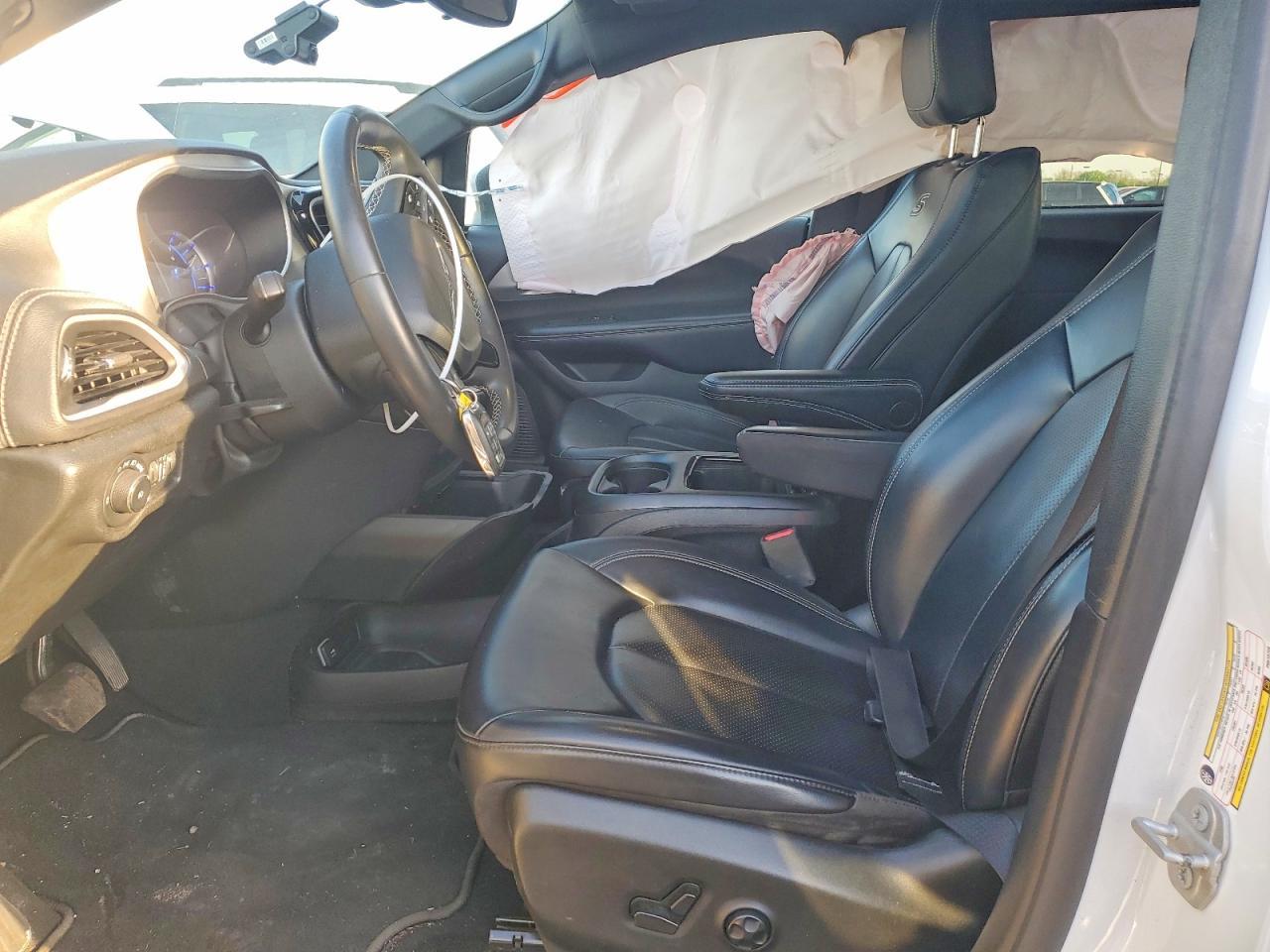 2023 Chrysler Pacifica Hybrid Touring L - Фото 7