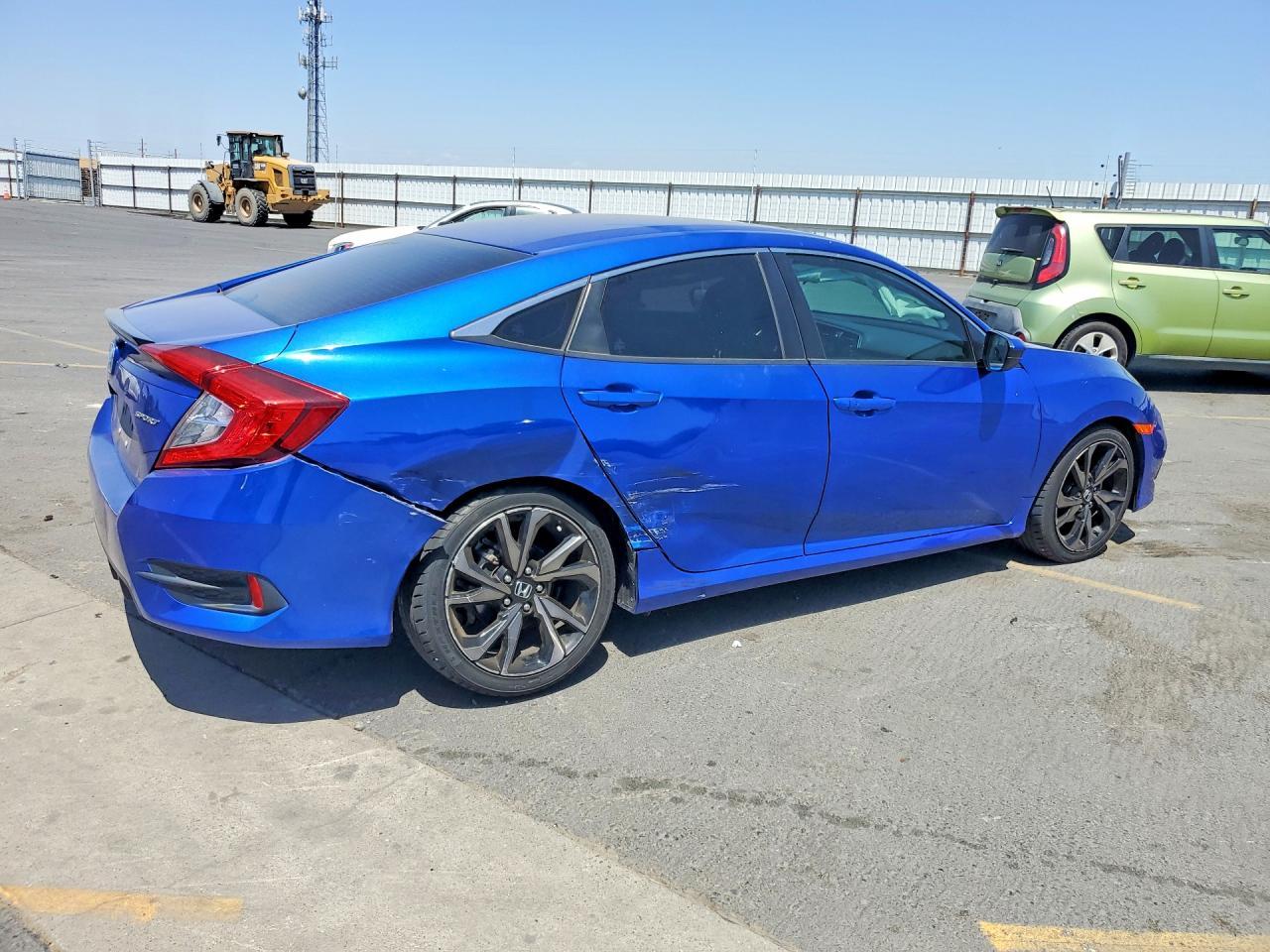2021 Honda Civic Sport - Фото 3