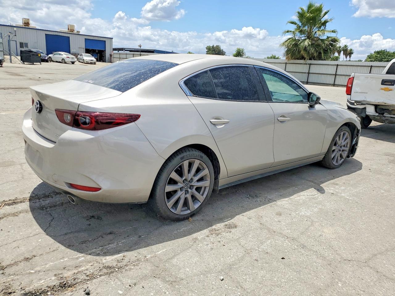 2023 Mazda 3 Select - Фото 3