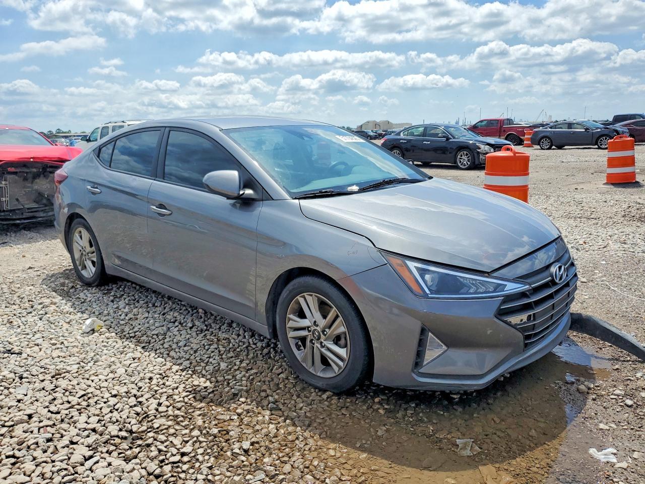 2019 Hyundai Elantra Se - Фото 4