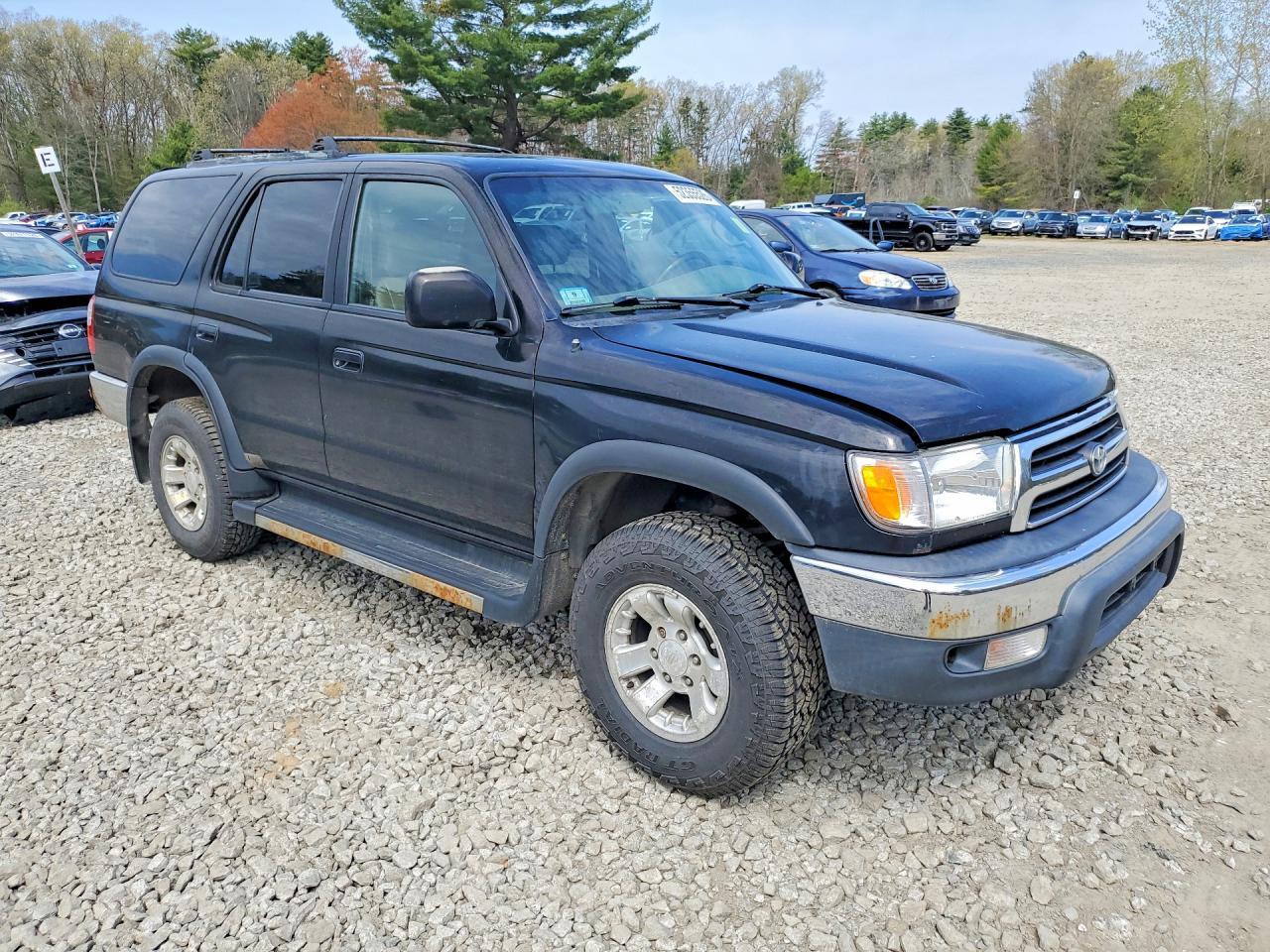 2000 Toyota 4Runner Sr5 - Image 4