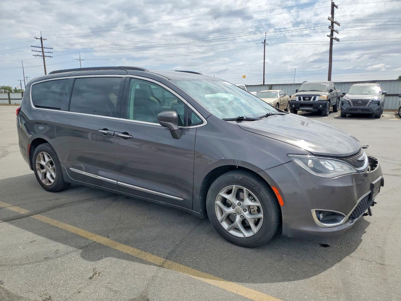 2017 Chrysler Pacifica - Фото 4