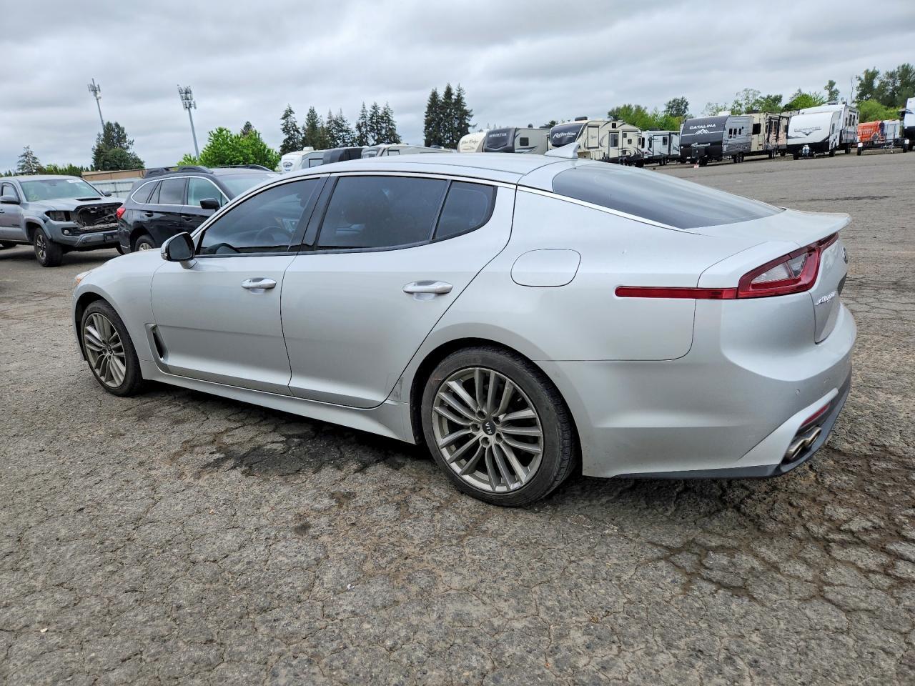 2018 Kia Stinger Base - Фото 2
