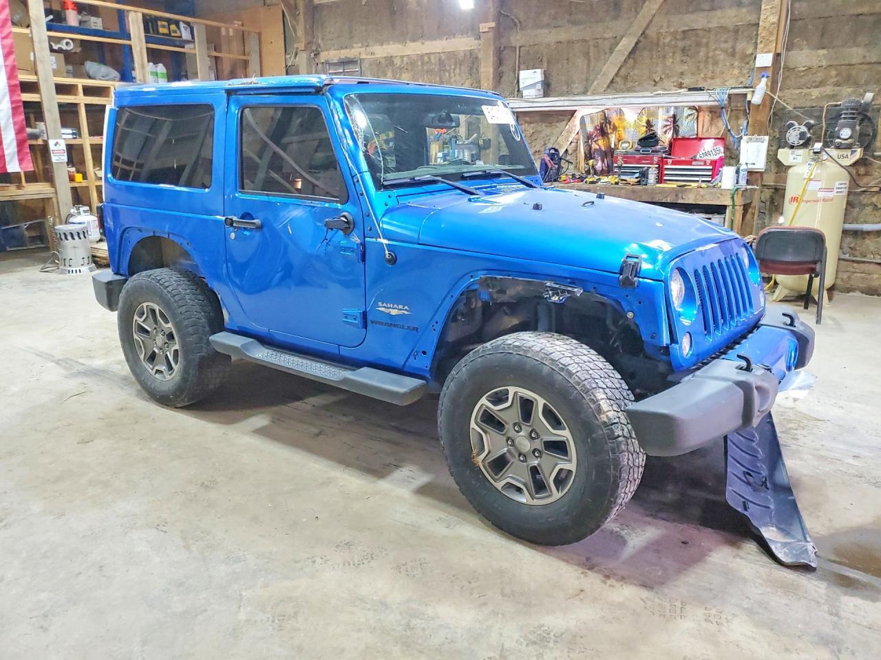 2015 Jeep Wrangler Sahara - Фото 4