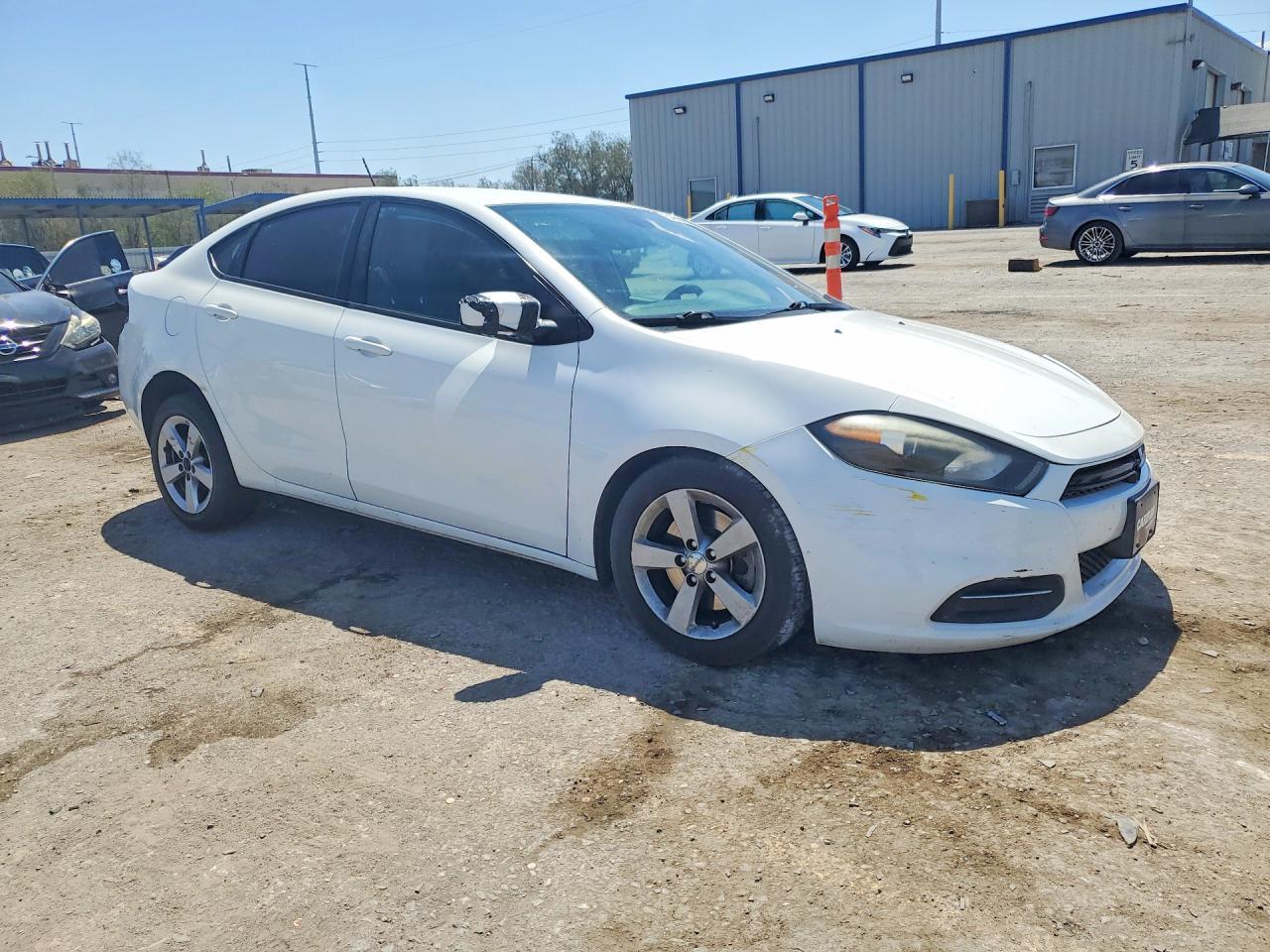 2016 Dodge Dart Sxt - Image 4