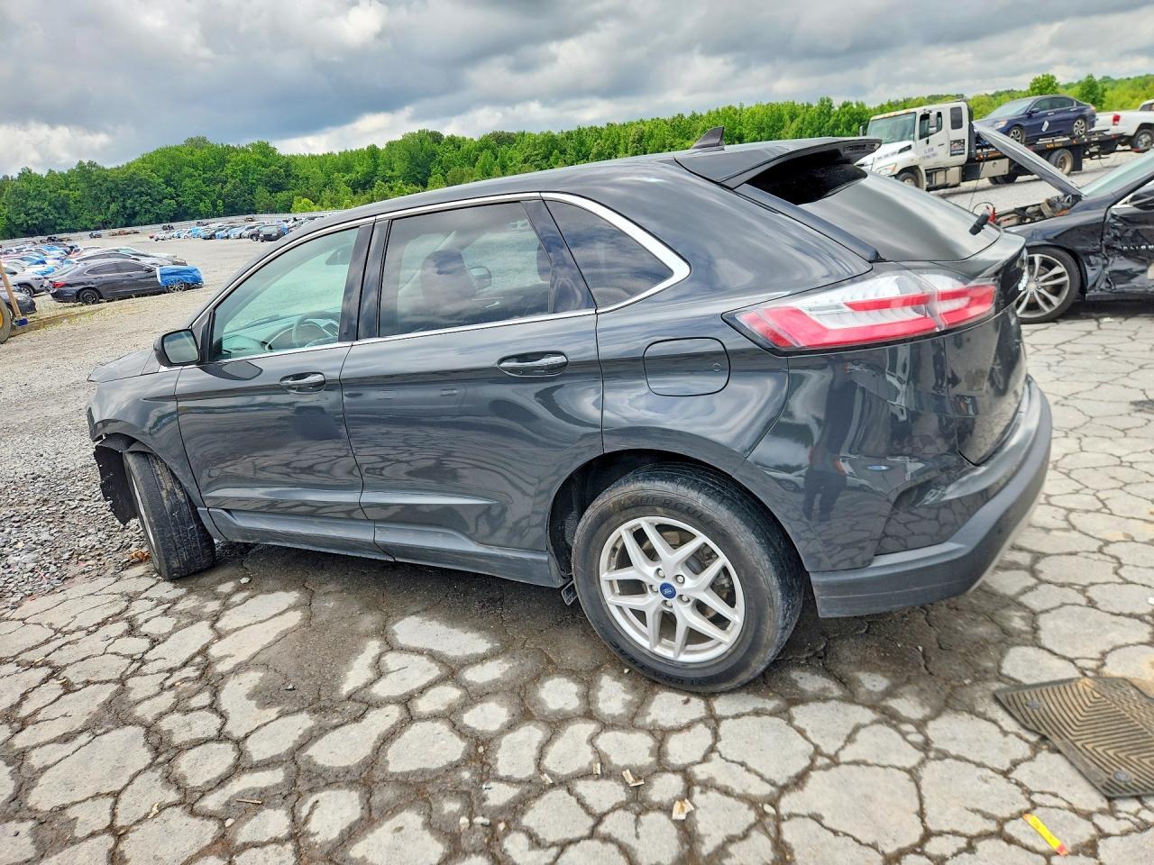 2021 Ford Edge Sel - Фото 2