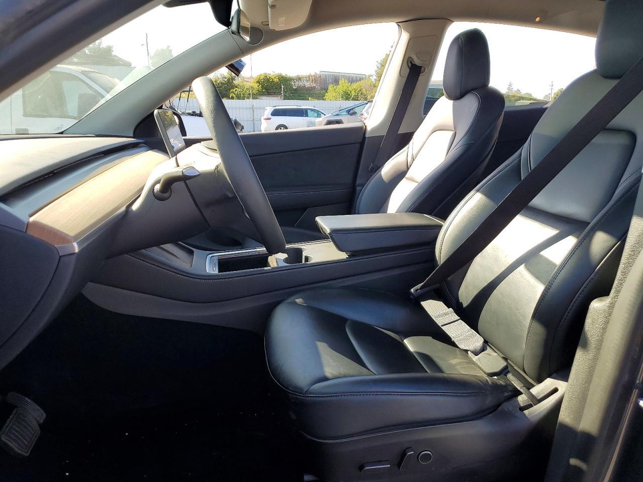 2022 Tesla Model Y - Фото 7