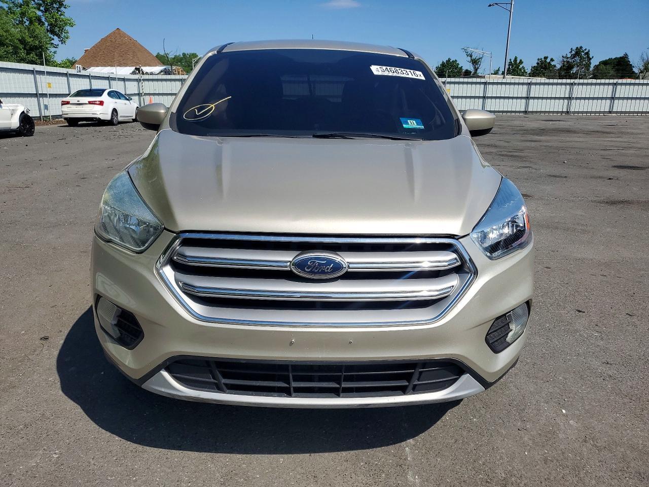 2017 Ford Escape - Фото 5