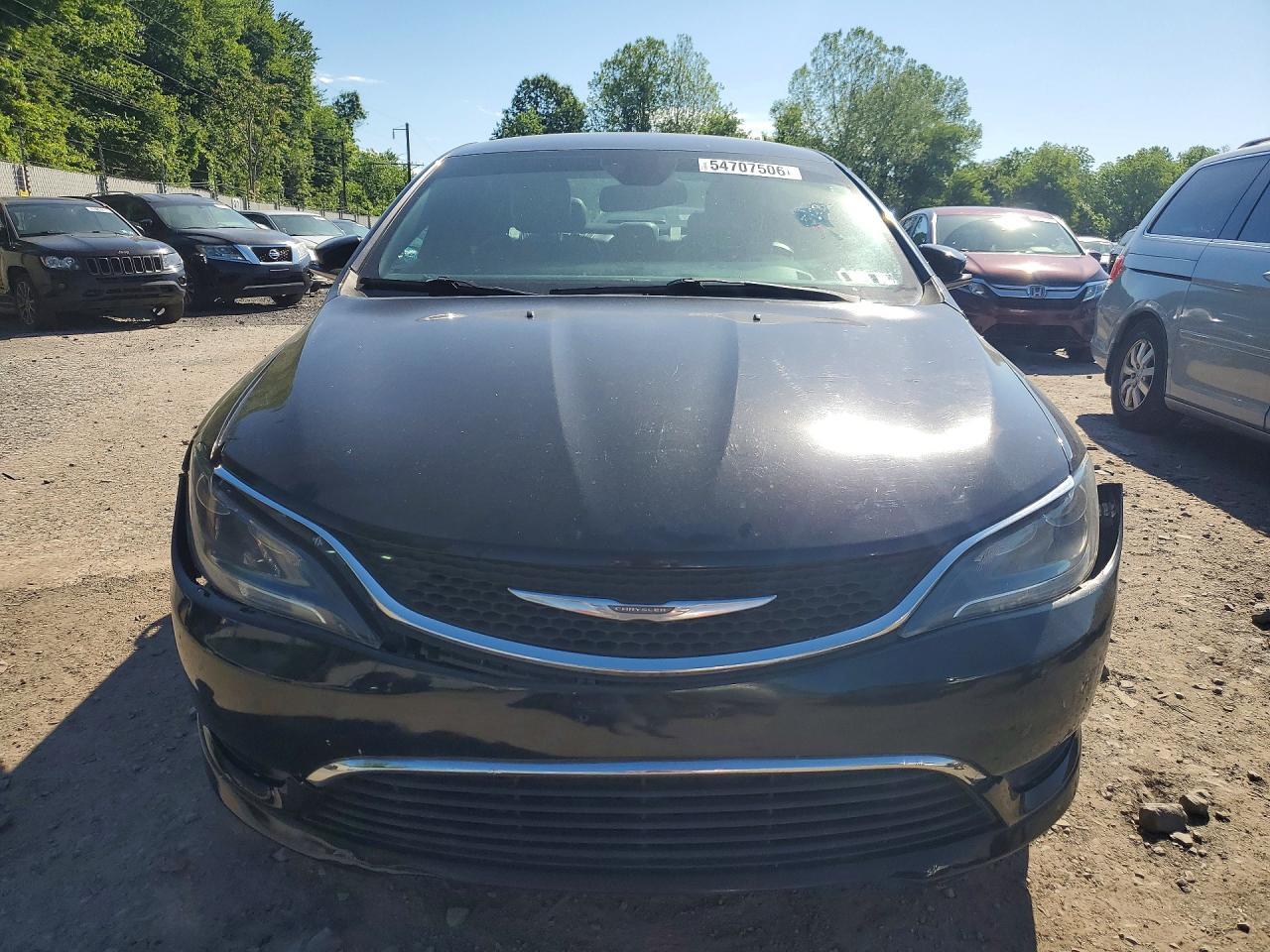 2015 Chrysler 200 S - Image 5