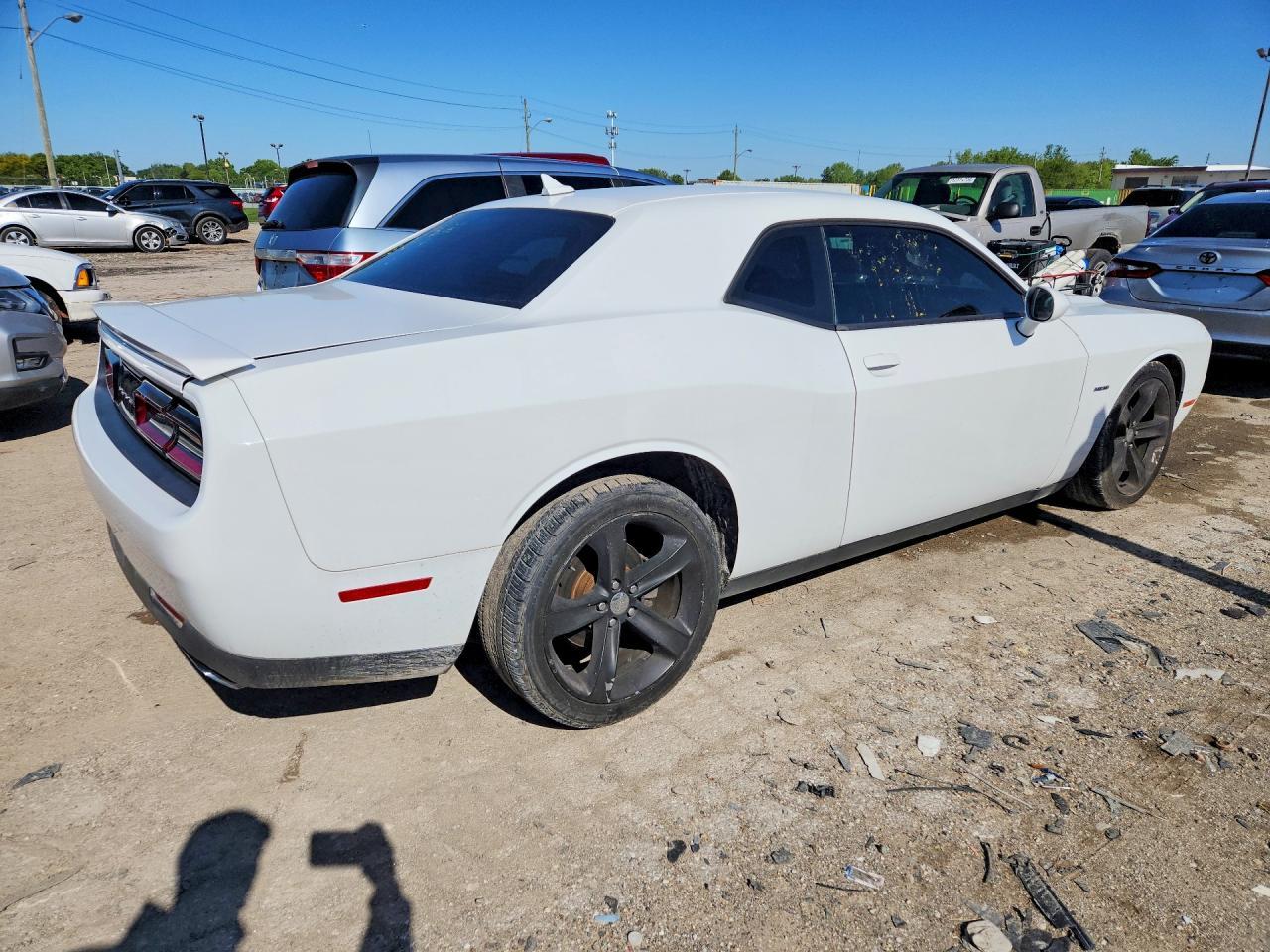 2015 Dodge Challenger Sxt - Image 3