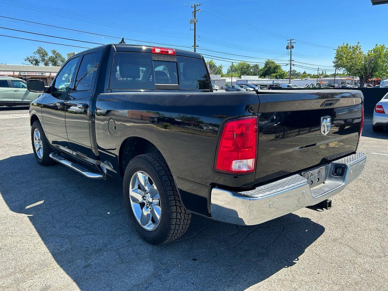 2015 Ram 1500 Slt - Image 3