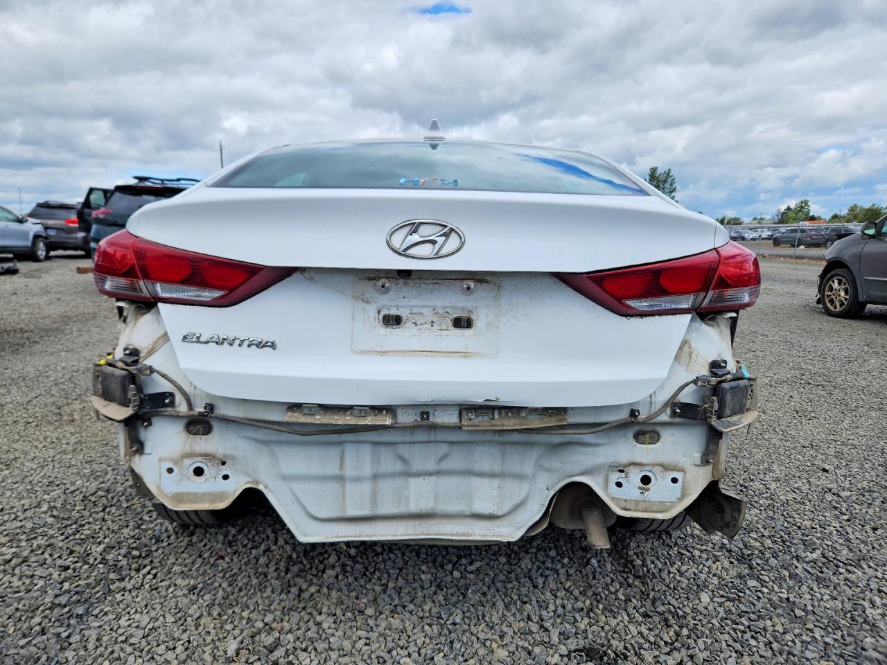 2018 Hyundai Elantra Sel - Фото 6