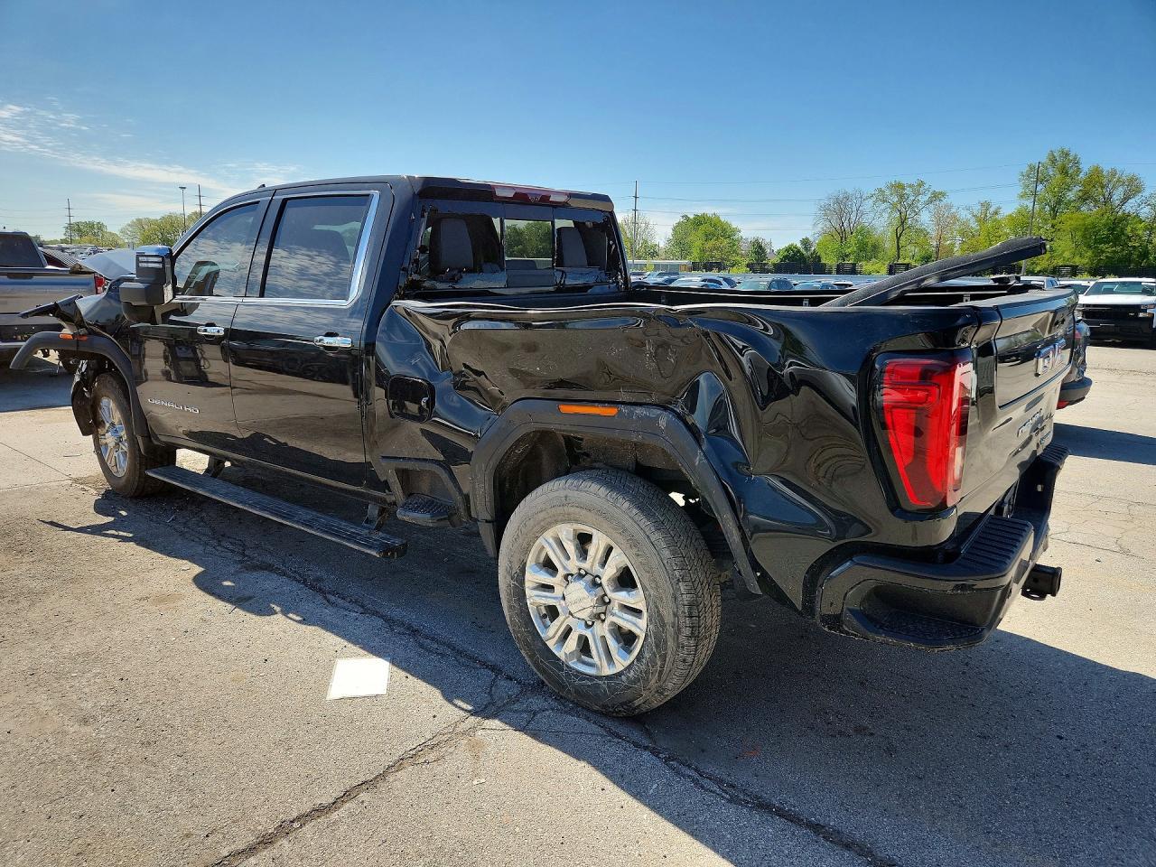 2021 GMC Sierra K2500 Denali - Image 2