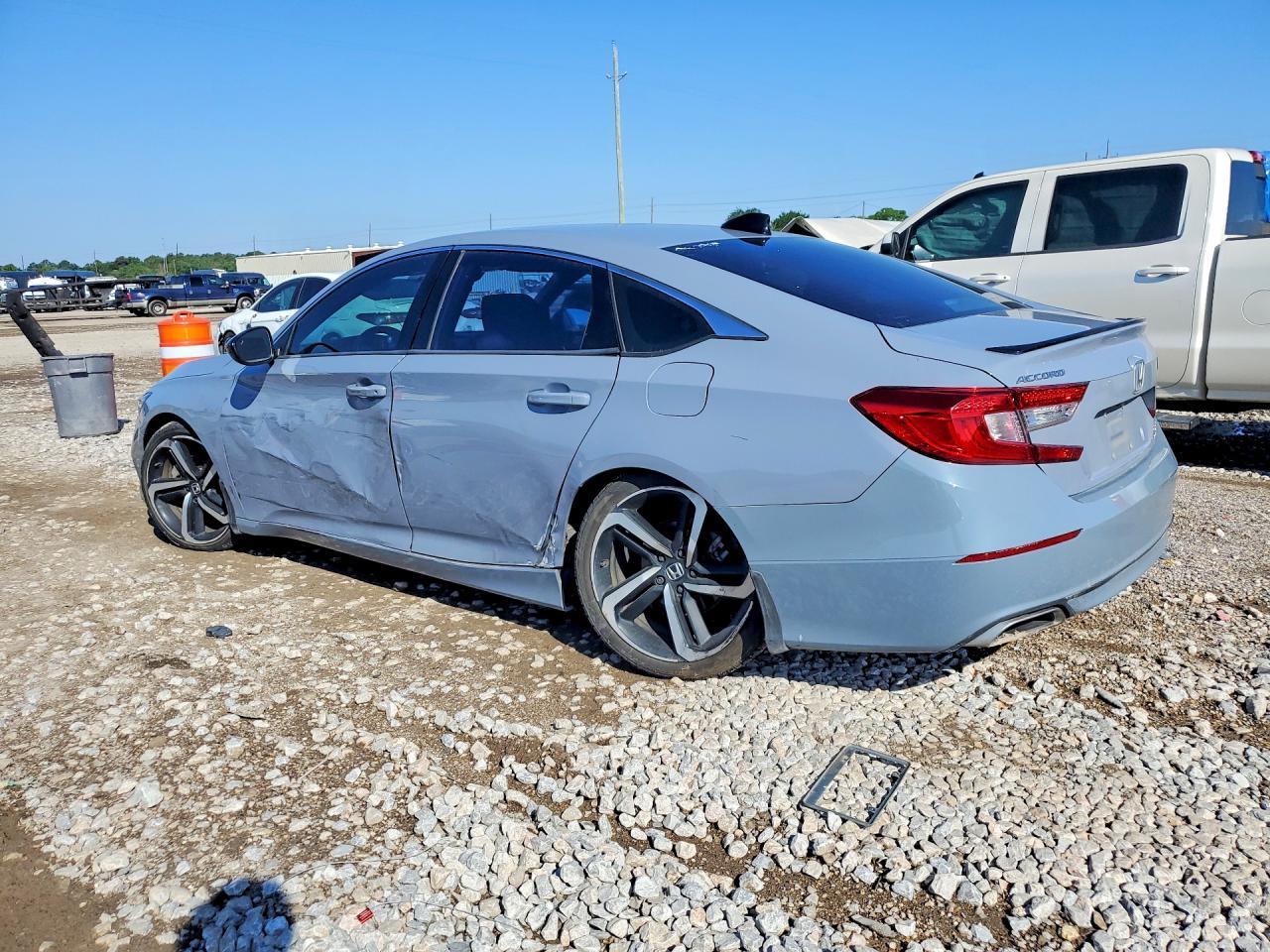 2022 Honda Accord Sport - Image 2
