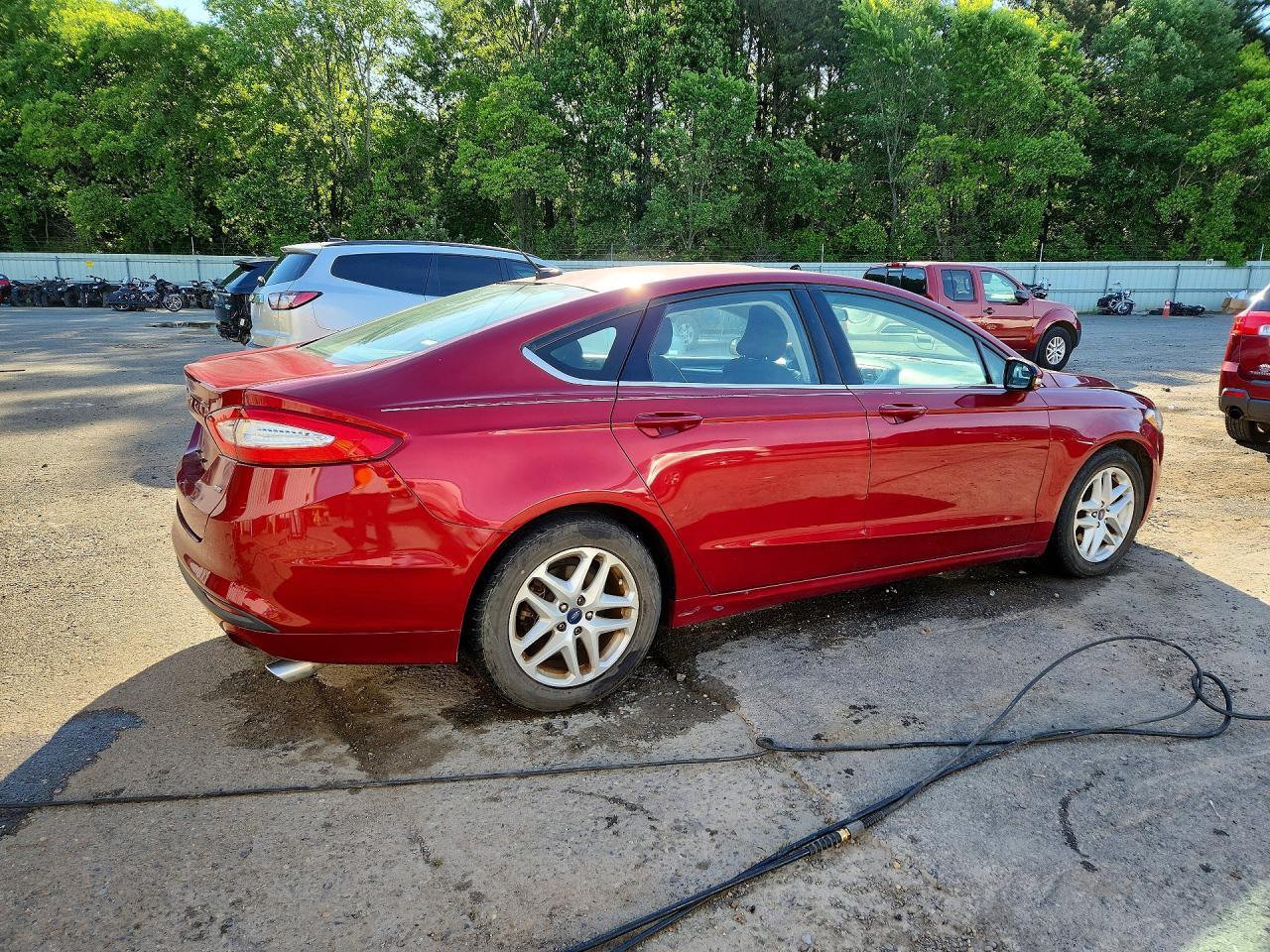 2015 Ford Fusion Se - Фото 3