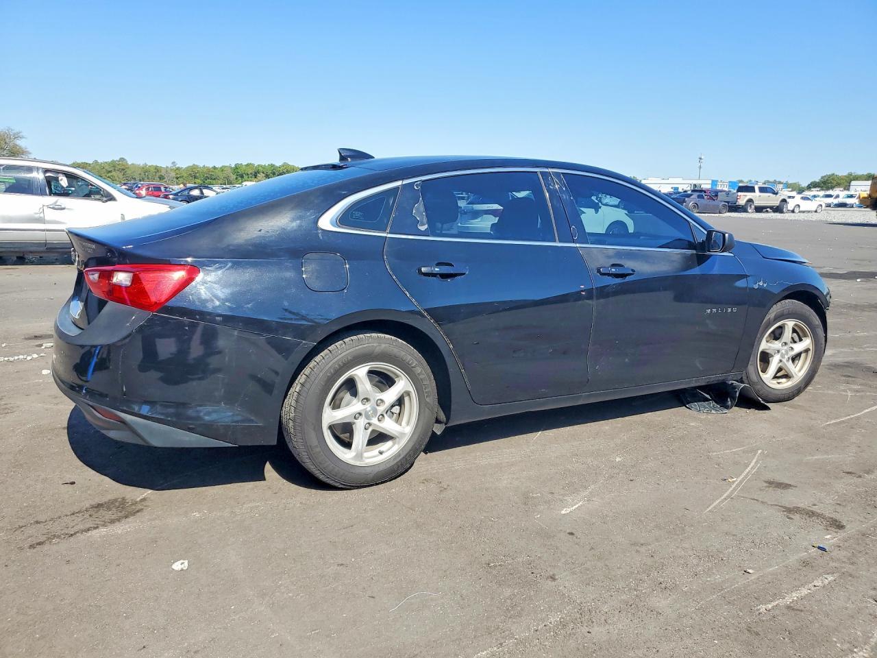 2018 Chevrolet Malibu Ls - Фото 3