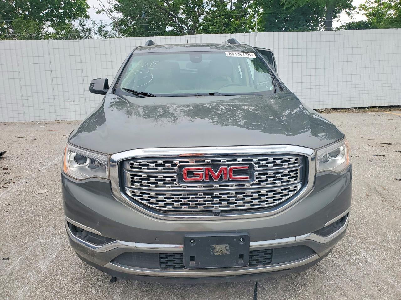 2018 GMC Acadia Denali - Фото 5