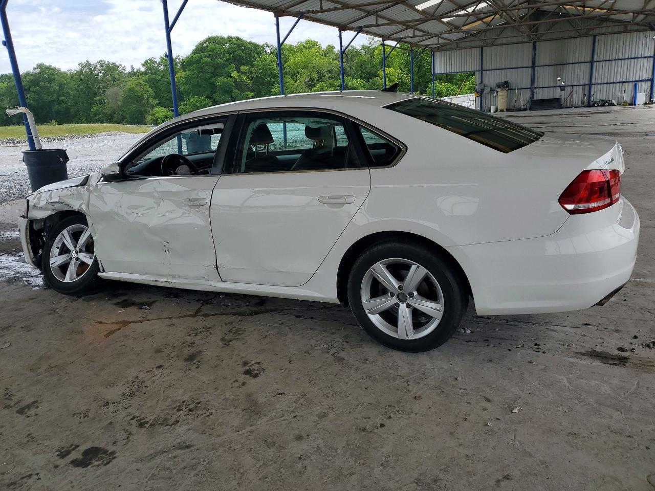 2013 Volkswagen Passat Se - Image 2