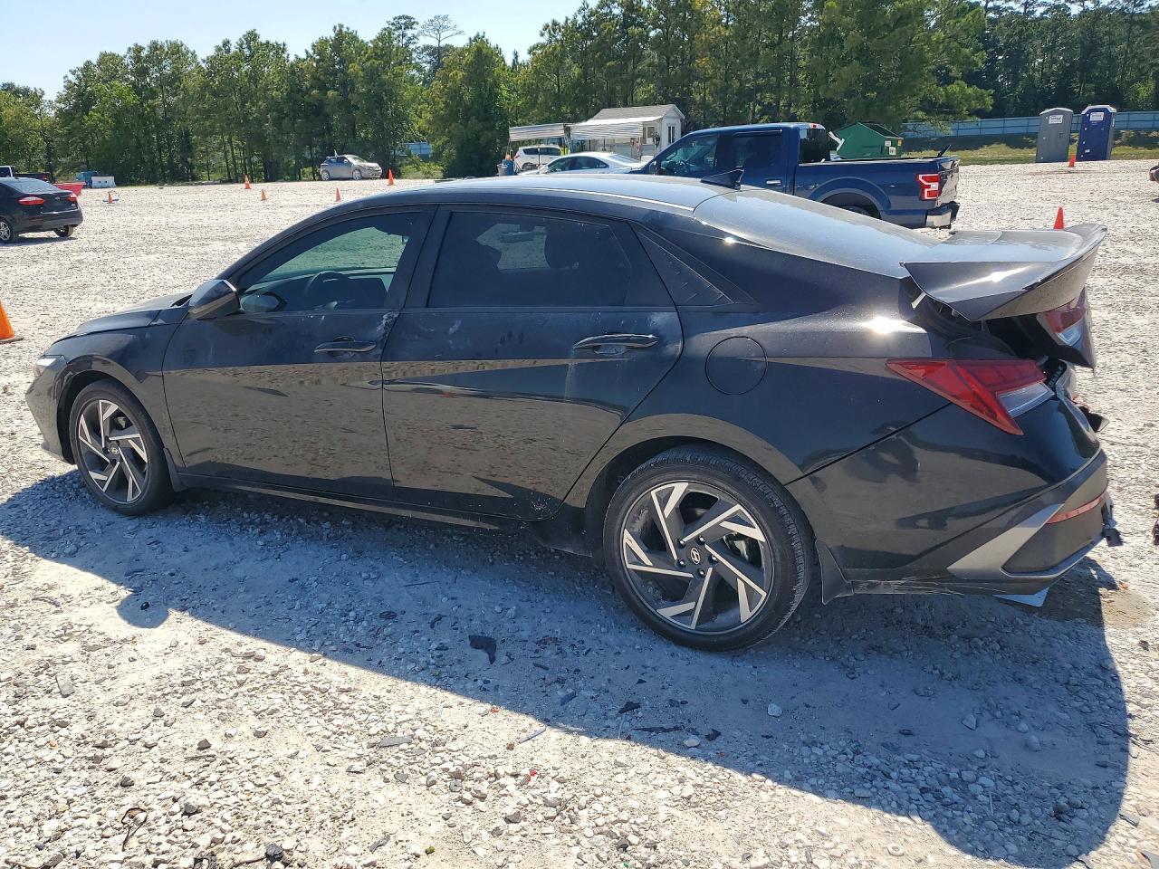 2025 Hyundai Elantra Hybrid Sel Sport - Фото 2