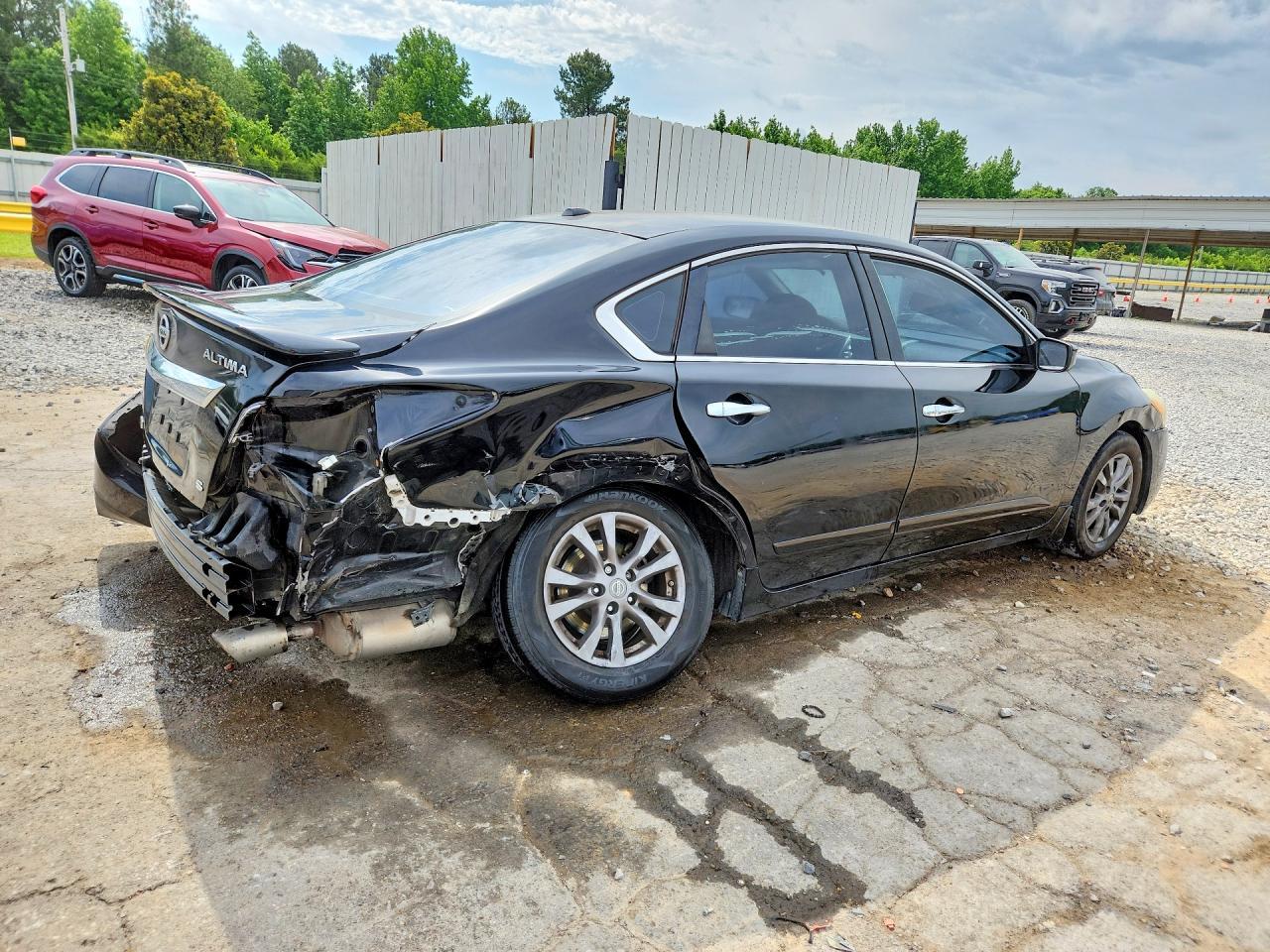 2015 Nissan Altima 2.5 S - Image 3