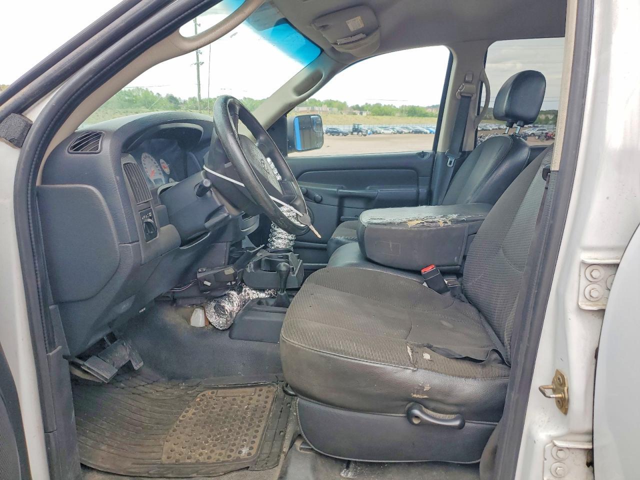2005 Dodge Ram 2500 St - Фото 7
