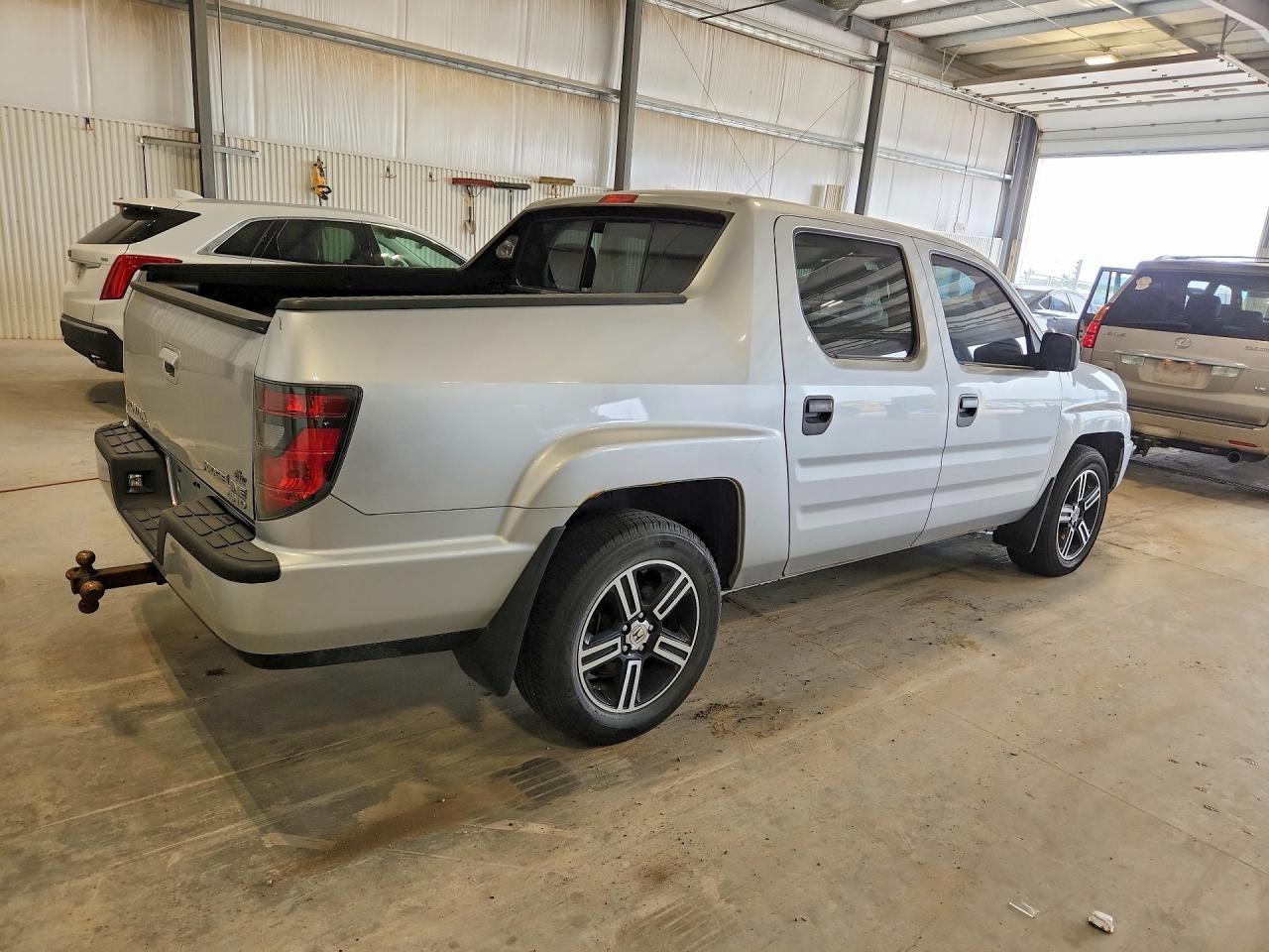 2014 Honda Ridgeline Sport - Фото 3