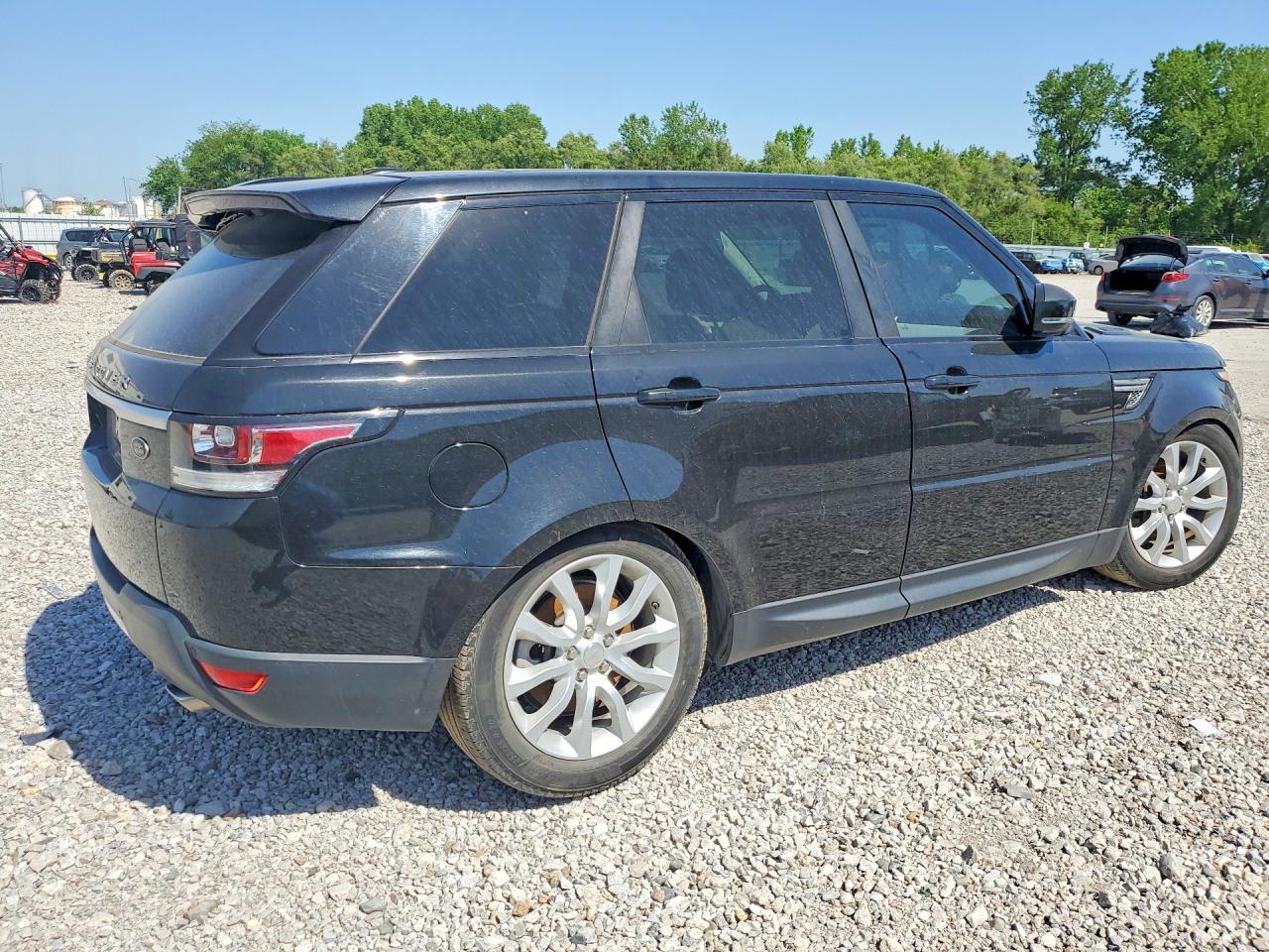 2014 Land Rover Range Rover Sport Hse - Image 3