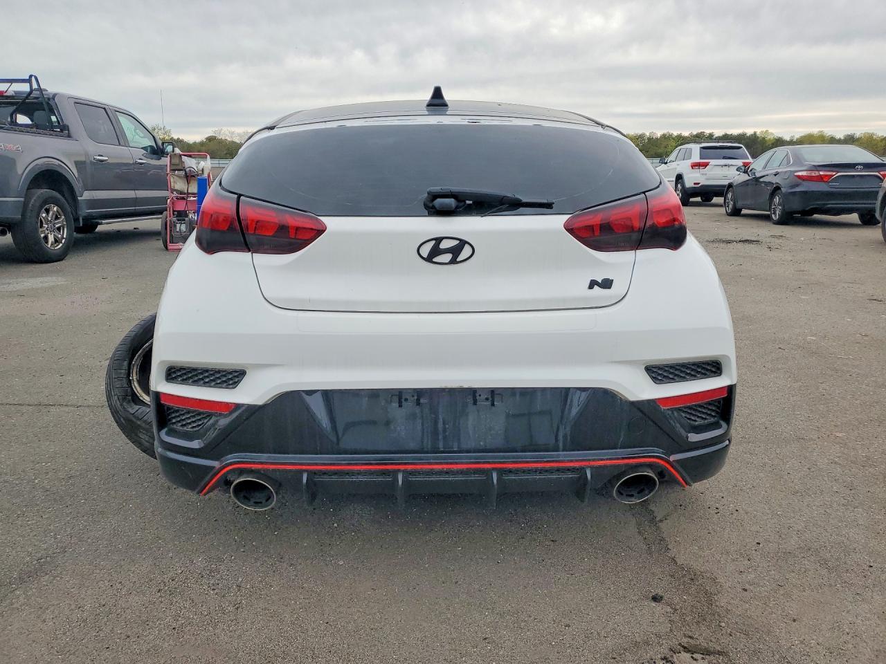 2021 Hyundai Veloster N Base - Фото 6