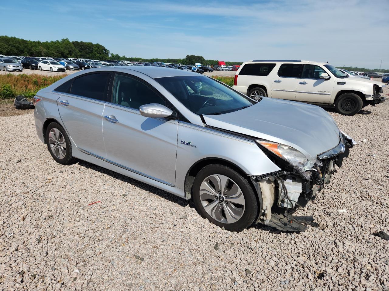 2015 Hyundai Sonata Hybrid Limited - Image 4