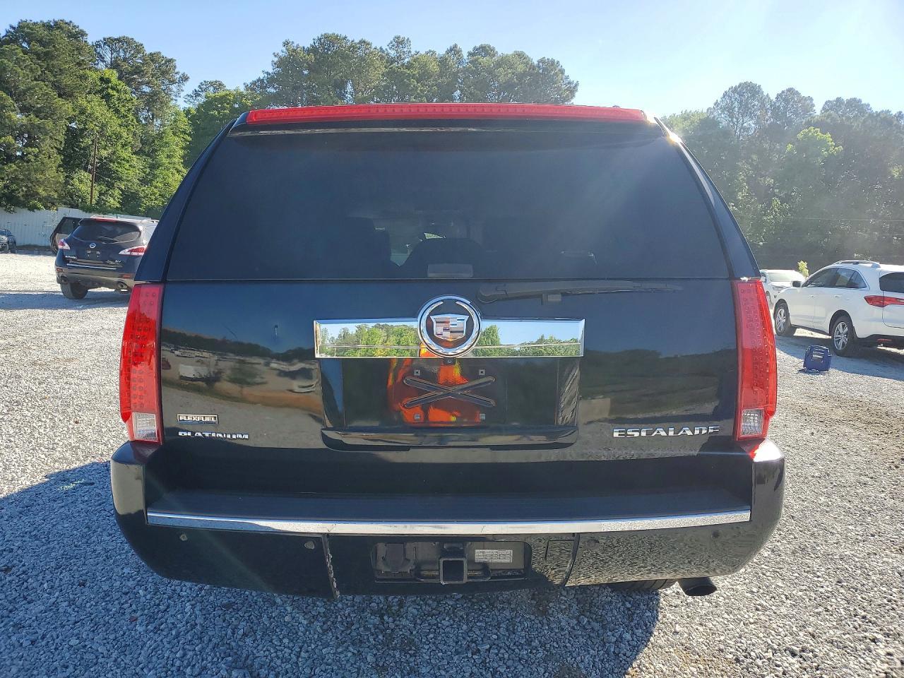 2011 Cadillac Escalade Esv Platinum - Image 6