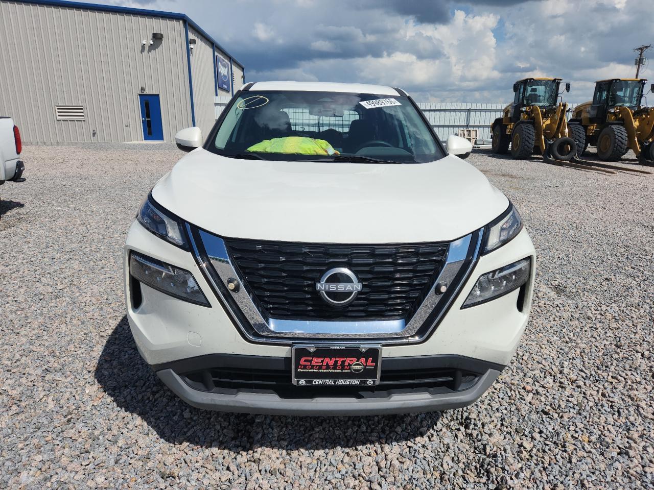 2023 Nissan Rogue Sv - Image 5