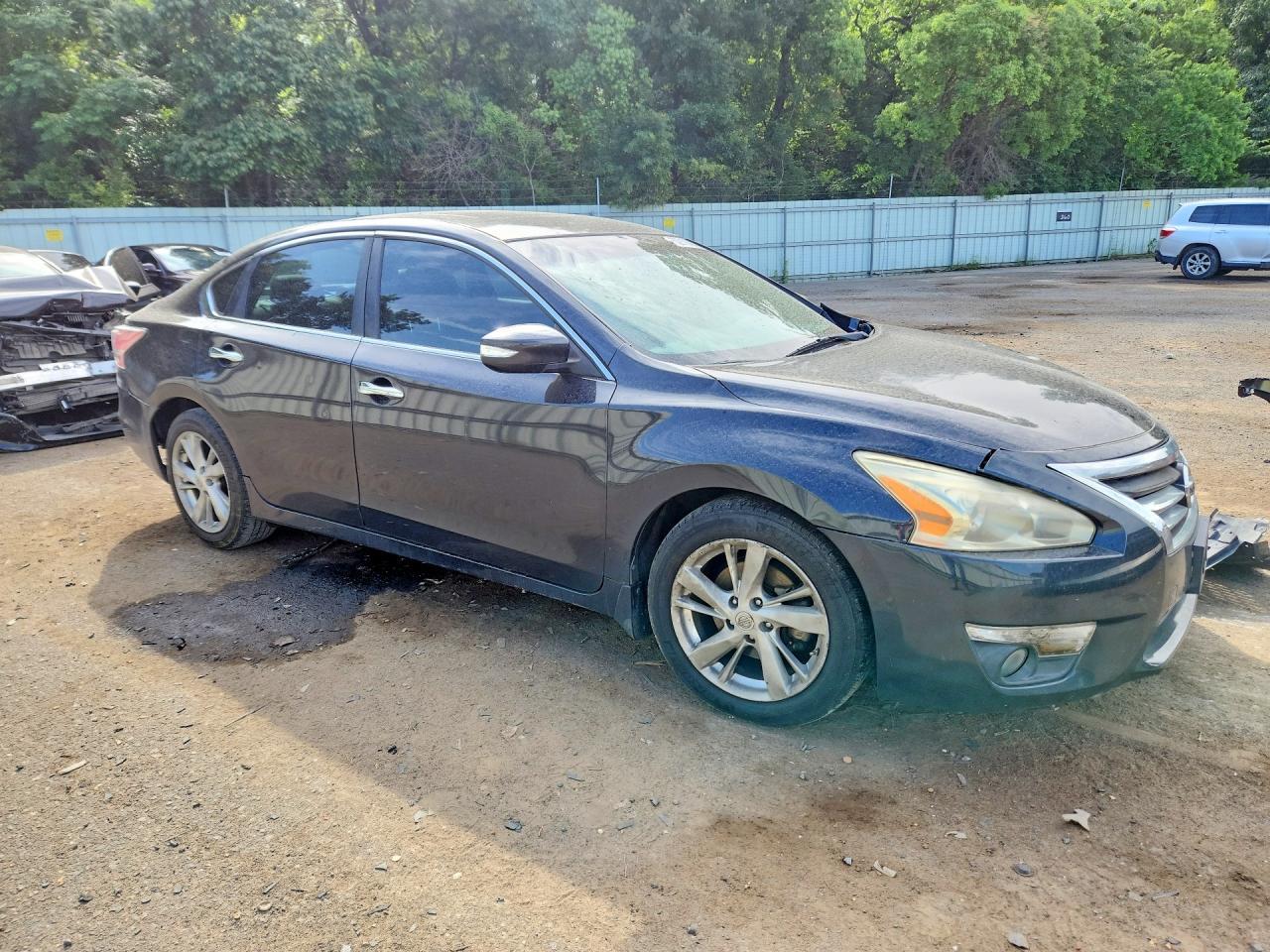 2015 Nissan Alitma - Image 4