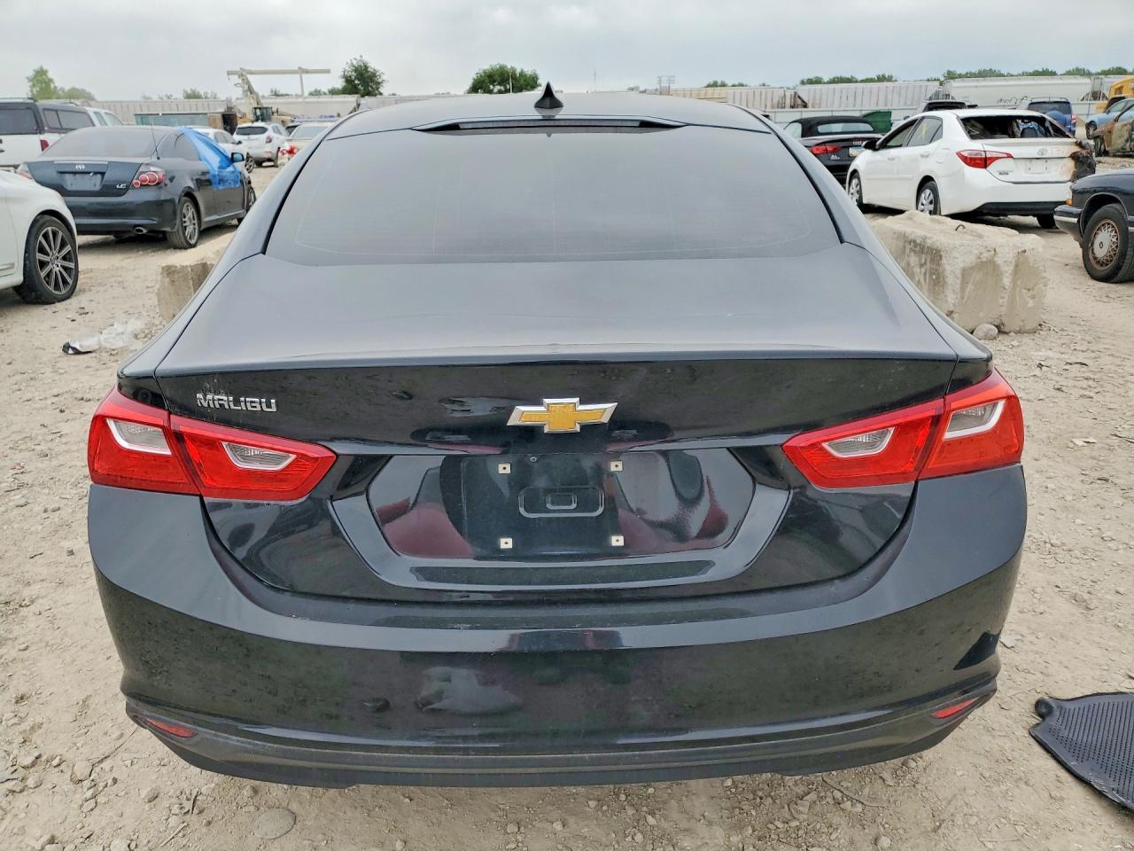 2023 Chevrolet Malibu Ls - Фото 6