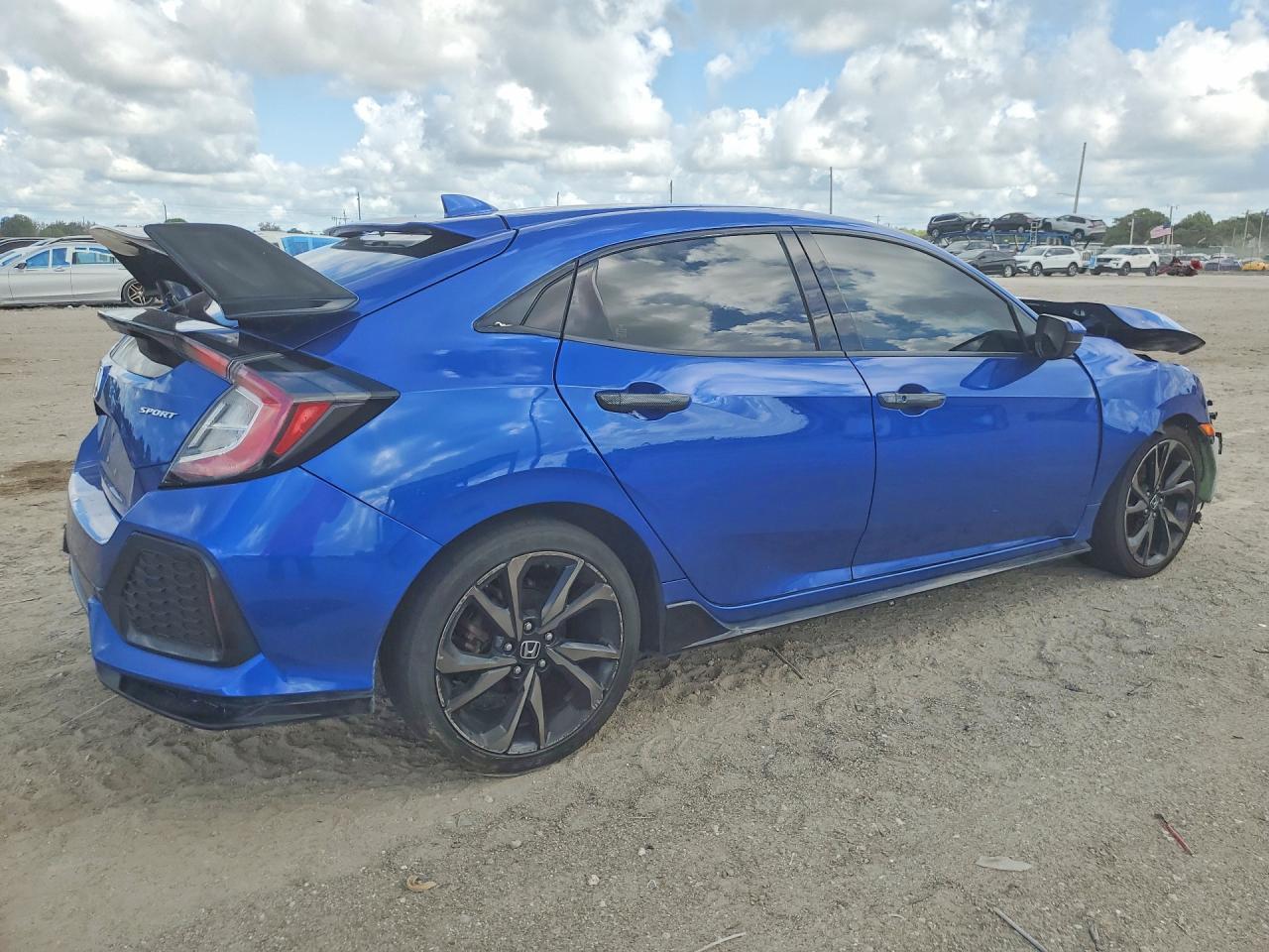 2017 Honda Civic Sport - Фото 3