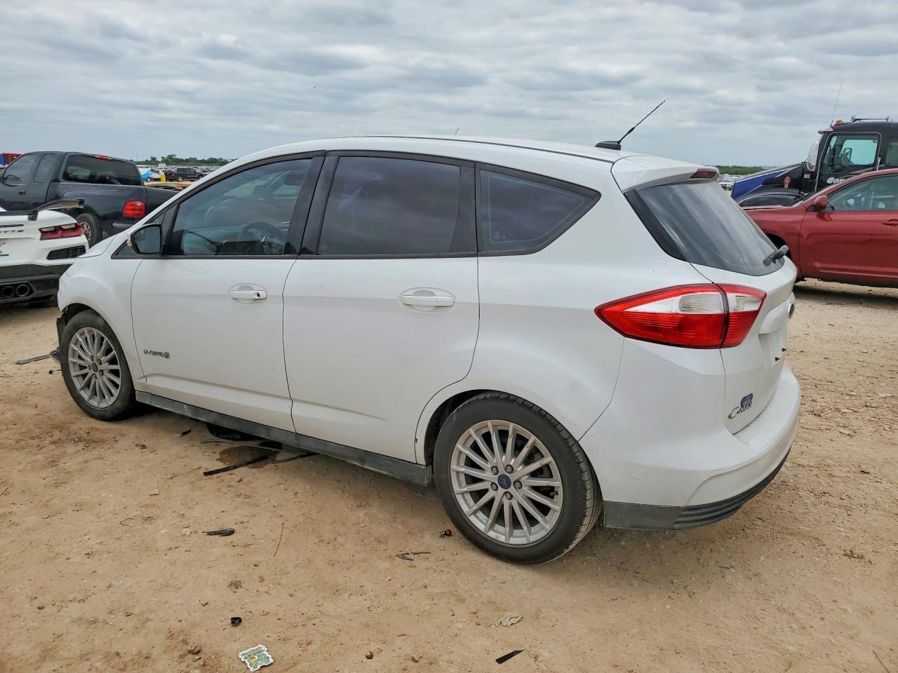 2014 Ford C-Max Se - Фото 2