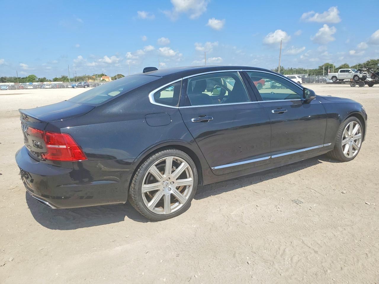 2019 Volvo S90 T6 Inscription - Фото 3