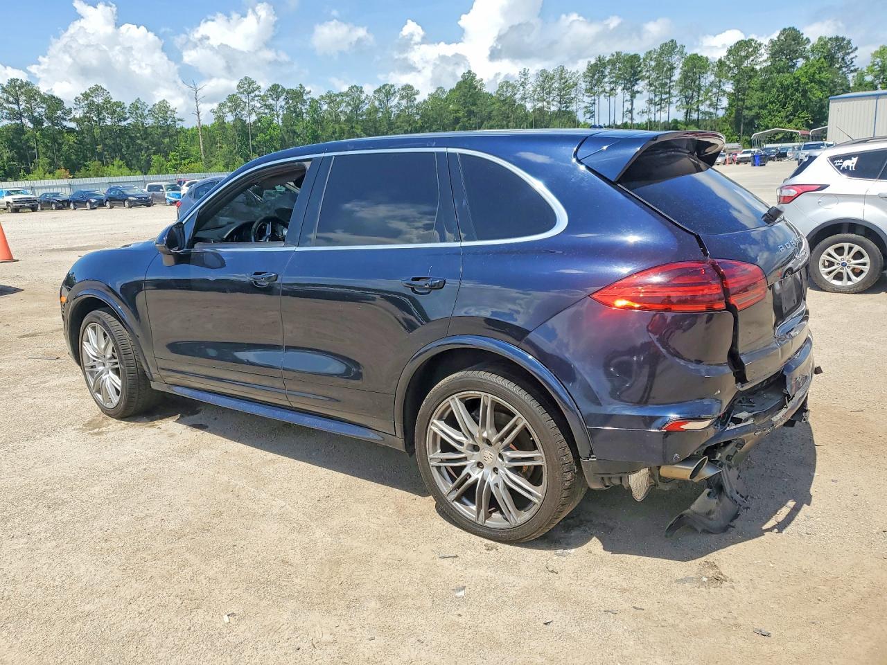 2016 Porsche Cayenne S - Фото 2