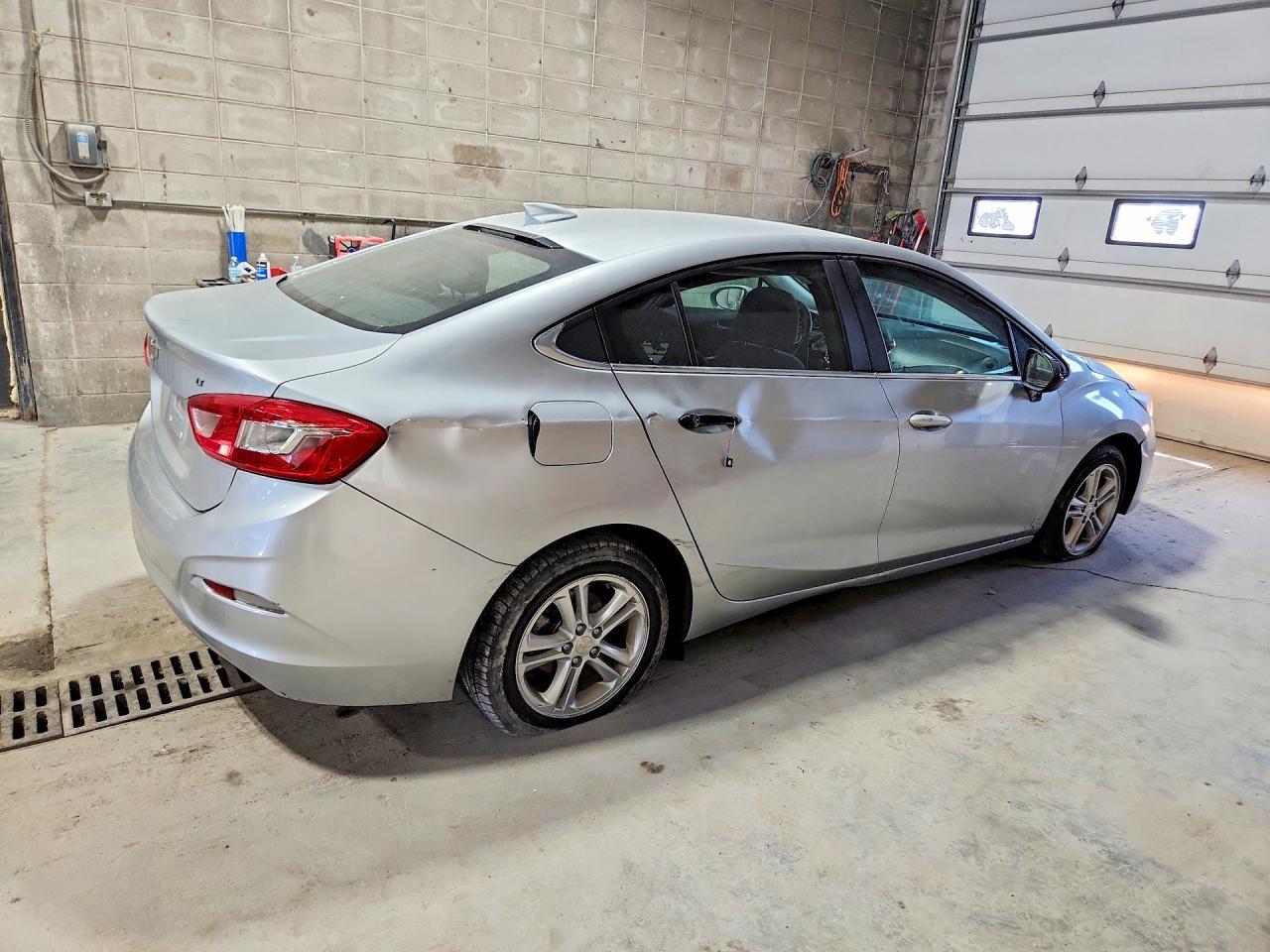 2017 Chevrolet Cruze Lt - Фото 3