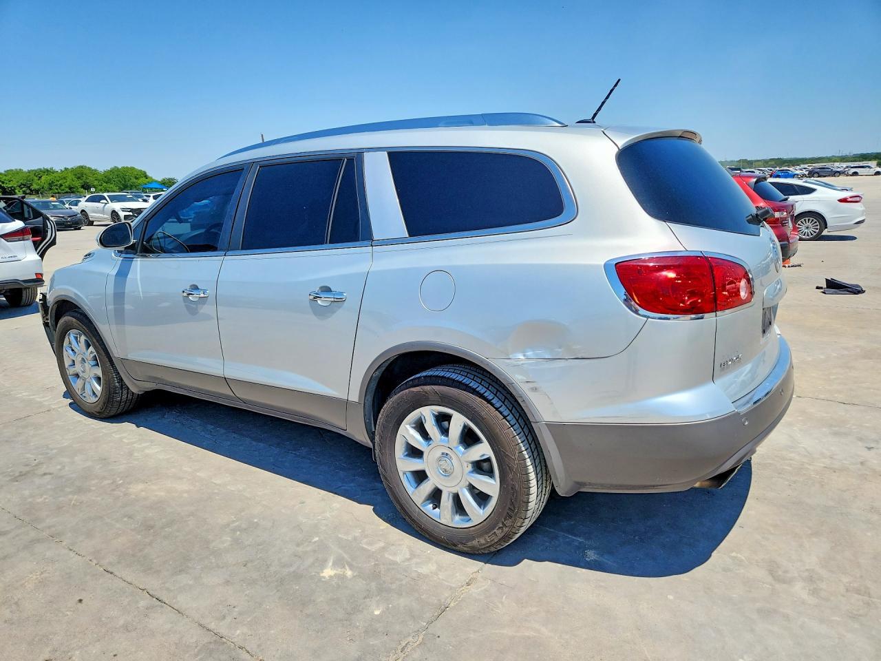 2012 Buick Enclave - Image 2